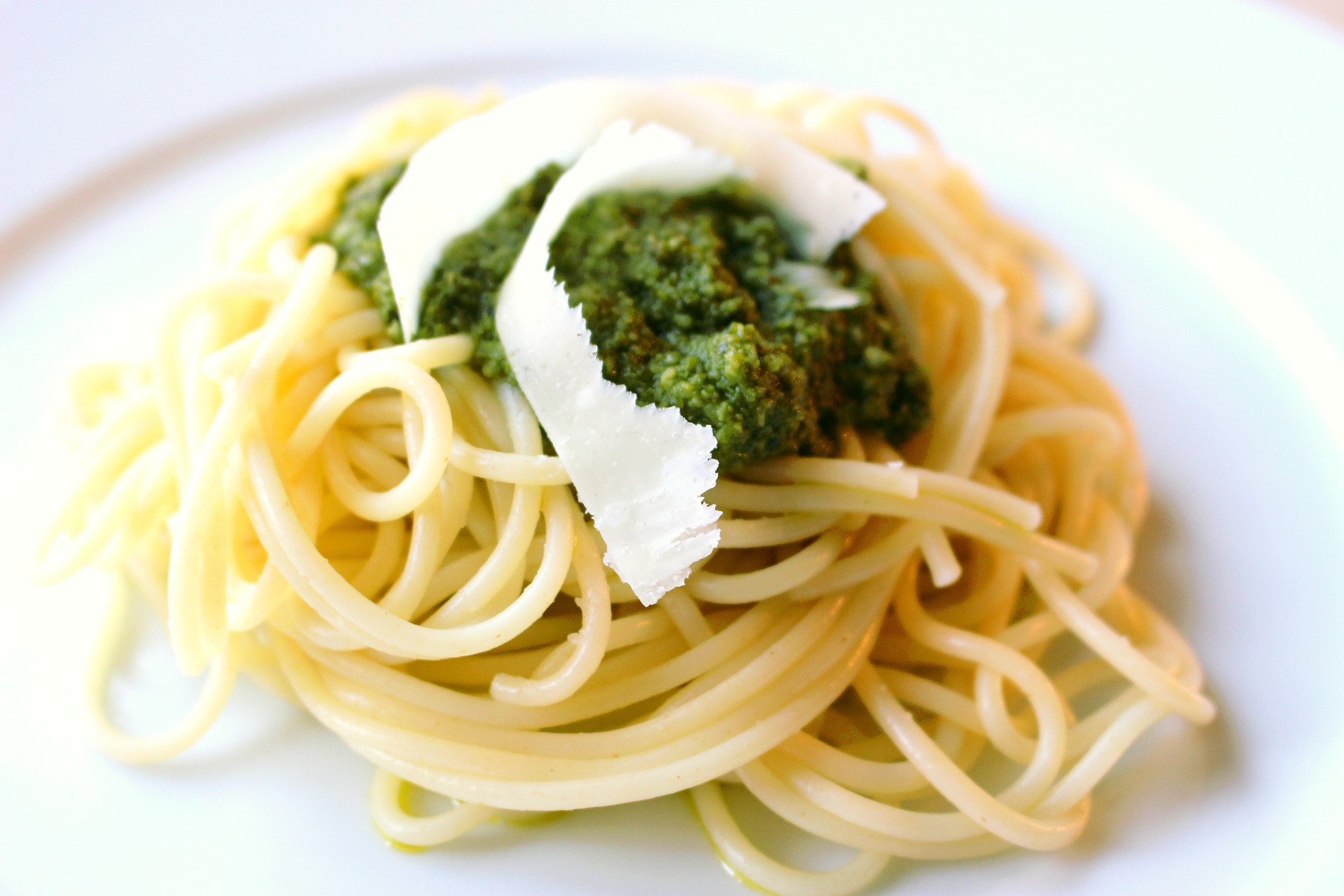 pesto-1812021_1920.jpg